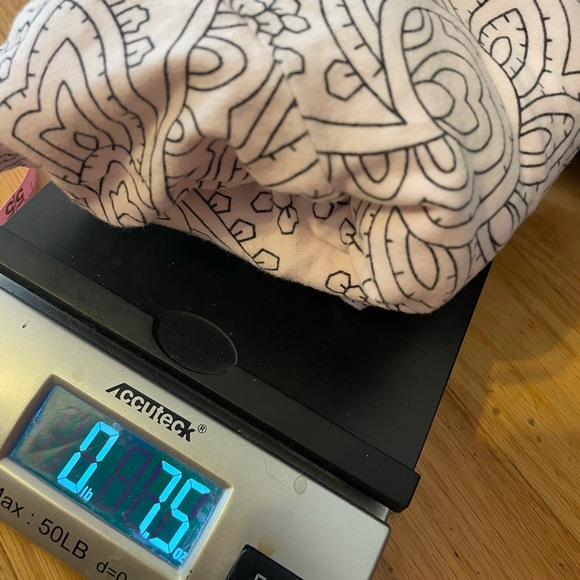 Liz Claiborne Petite White Geometric Design Tee - Picture 9 of 11